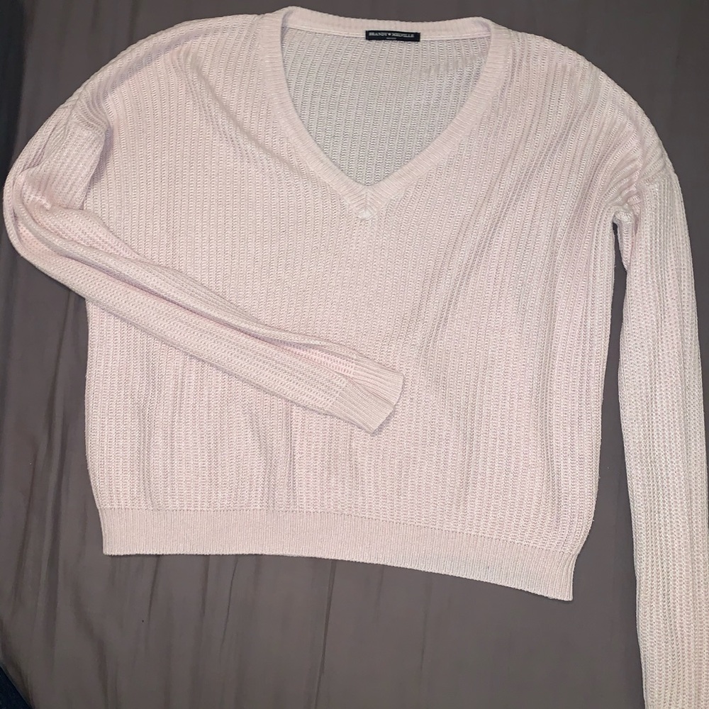 BRANDY MELVILLE PINK SWEATER